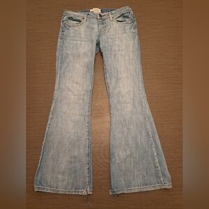 Maurices Light Denim Addie Flare Jeans Size 5/6 Short